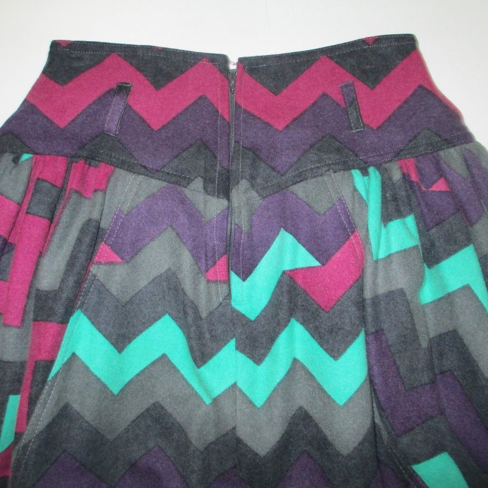 TIMMI VINTAGE TULIP SKIRT - Picture 4 of 7